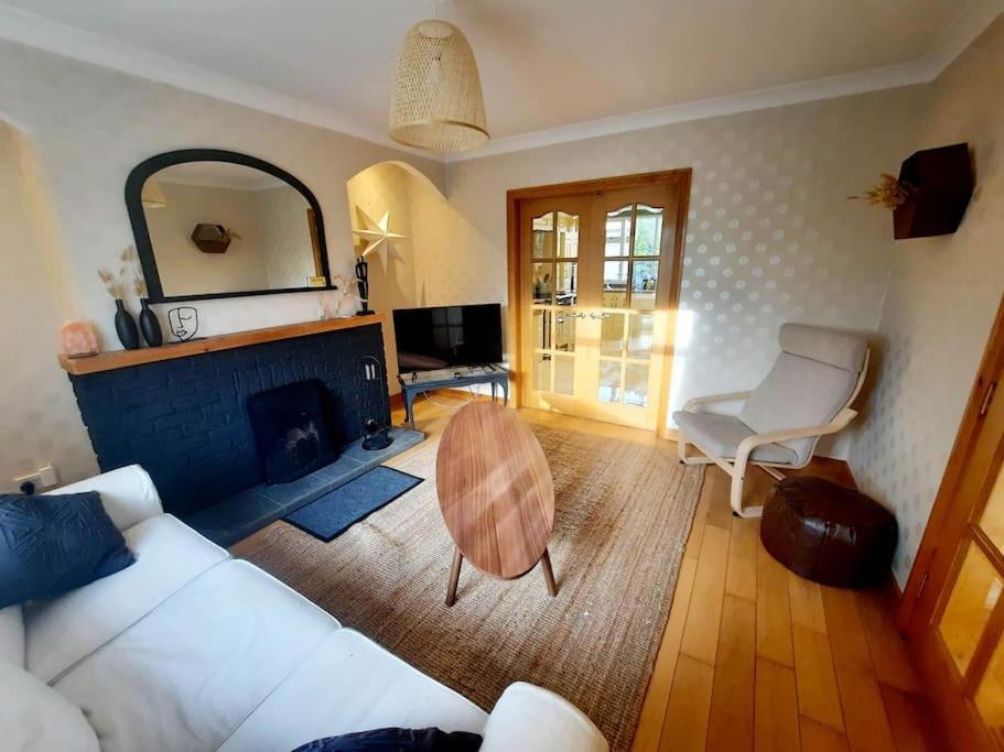 - The Holly Tree House - Villa Бушмилс Екстериор снимка